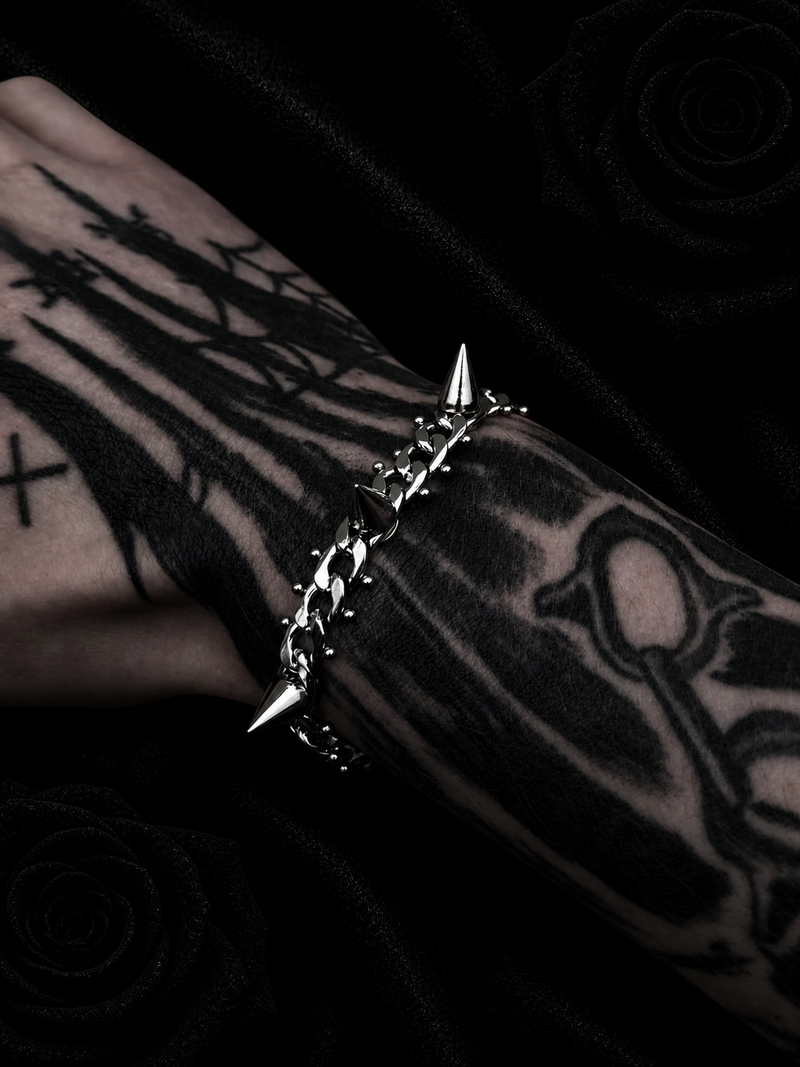 SPIKE BRACELET